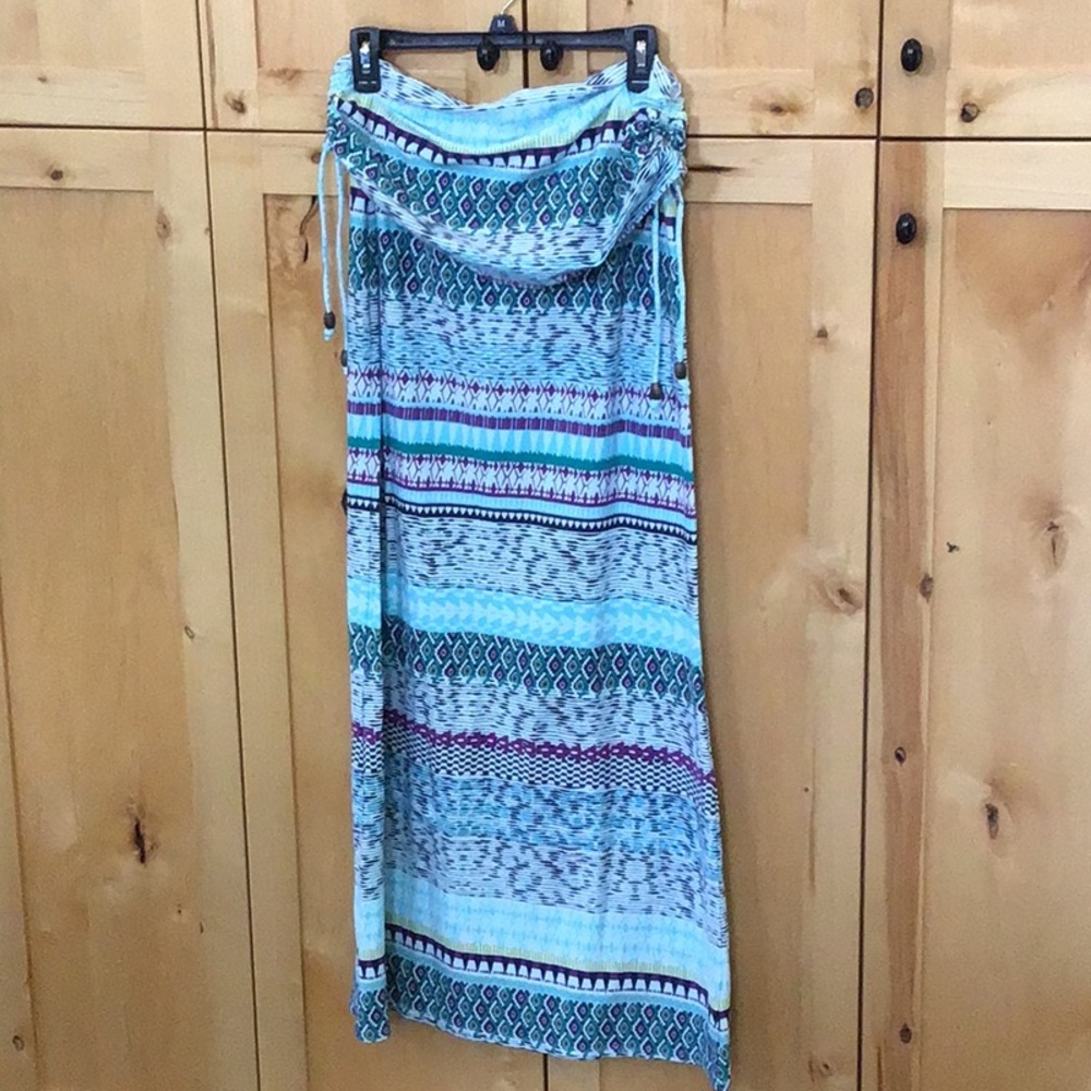 Women’s Athleta Long Maxi Skirt / Cover Up Size M
